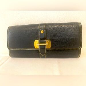 Louis Vuitton Suhali Portefeuille Le Favori Leather Long Bi-Fold Wallet